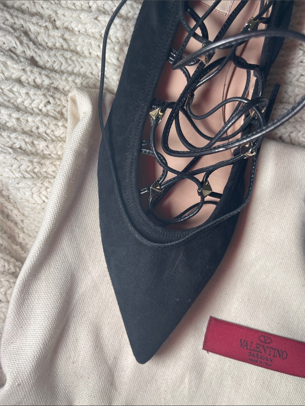 Valentino Black Lace-Up Pointed-Toe Flats with Strappy Detail - Picture 8 of 16